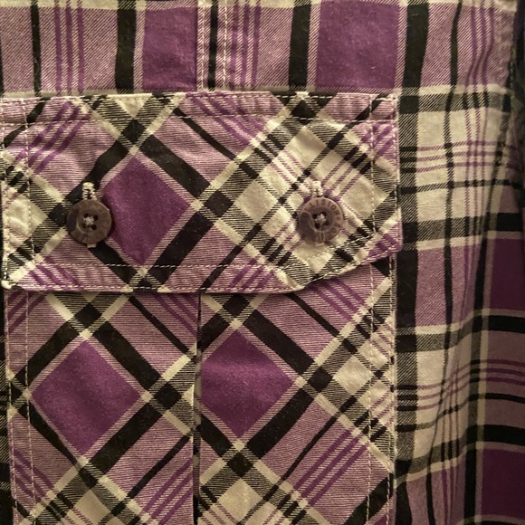 SALE: Ladies plaid shirt blouse Size small - Picture 6 of 7